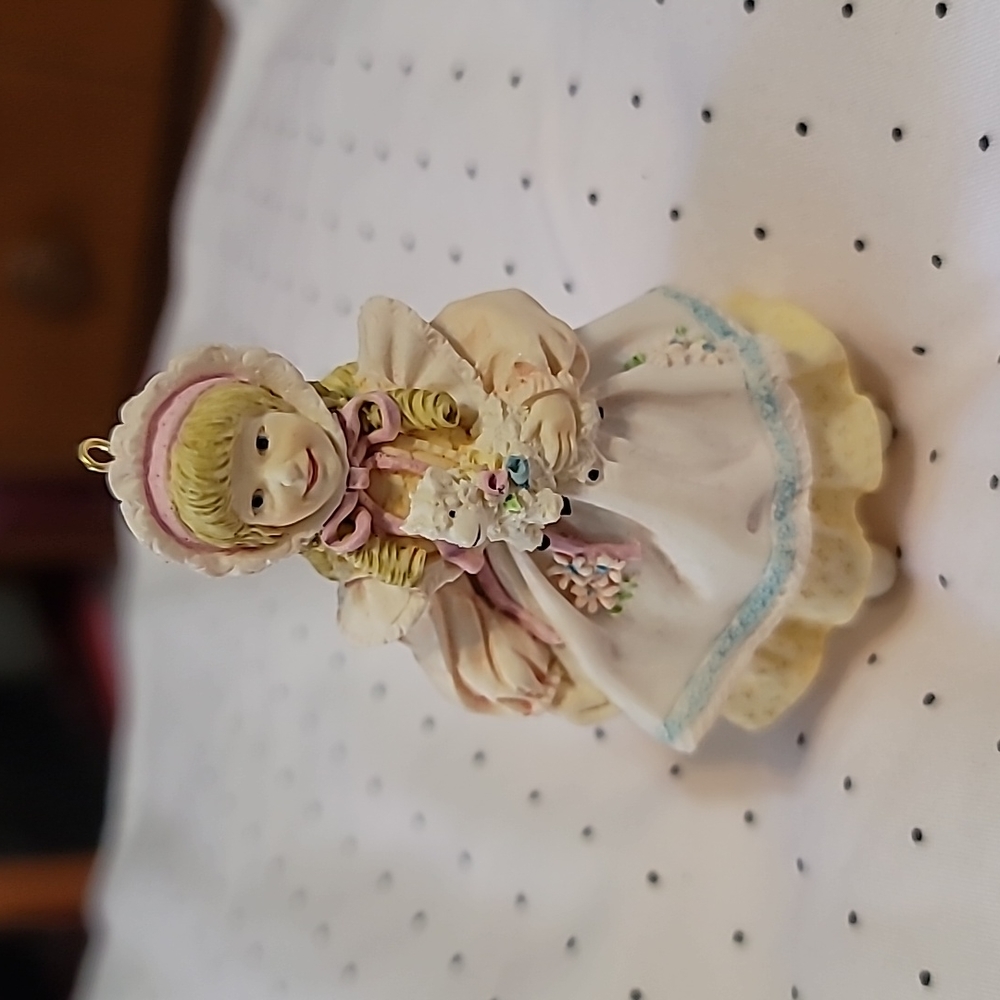 Vintage Ashton Drake Heirloom Ornament named Little Bo Peep By Yolanda Bello